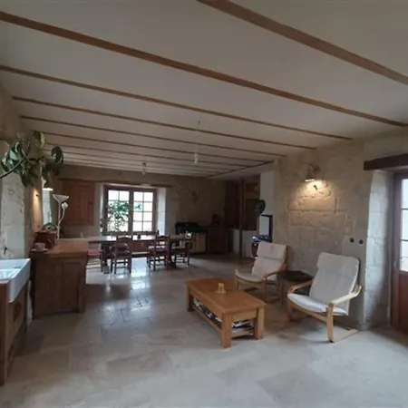Holiday home Ancient Priory With Pool, Jacuzzi And Lakes