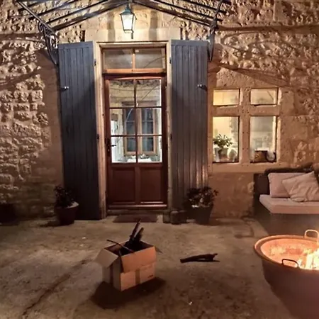 Ancient Priory With Pool, Jacuzzi And Lakes *
