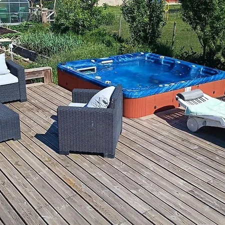 Ancient Priory With Pool, Jacuzzi And Lakes Aulnay (Charente-Maritime)