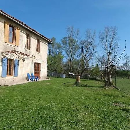 Ancient Priory With Pool, Jacuzzi And Lakes Holiday home *