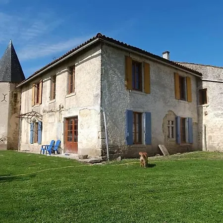 Ancient Priory With Pool, Jacuzzi And Lakes Holiday home Aulnay (Charente-Maritime)